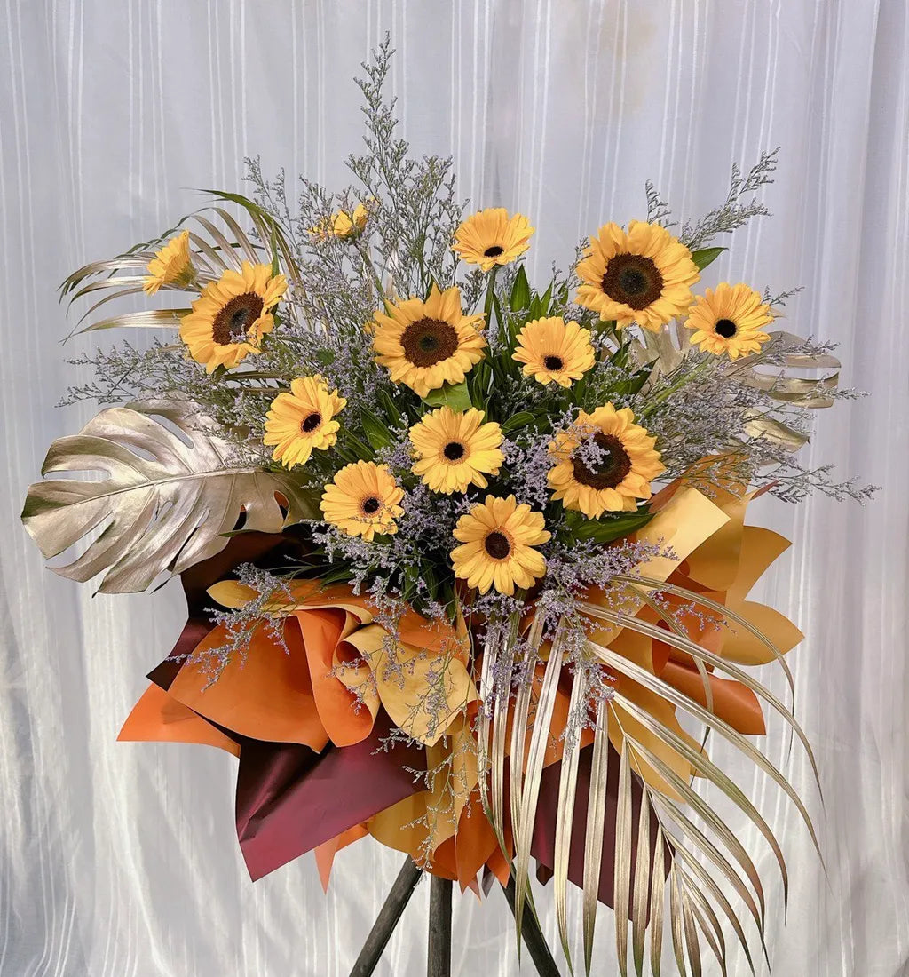 Golden Sunburst Grand Stand