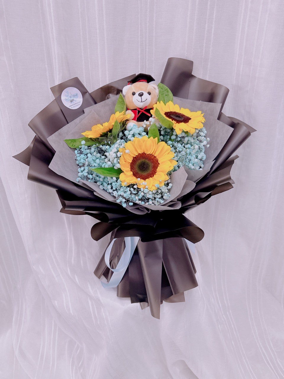 Bold Beginnings Graduation Bouquet