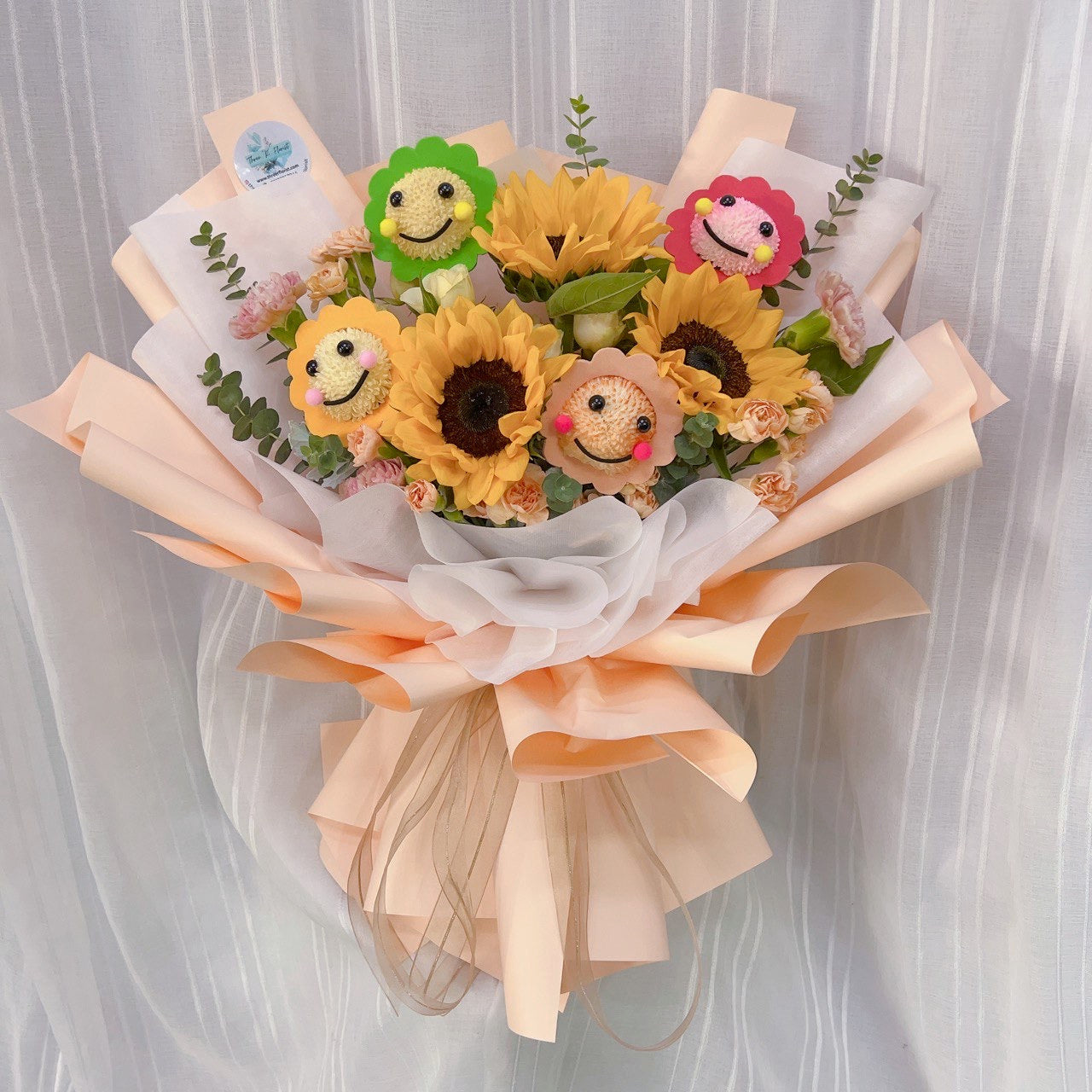Smiles & Sunshine Graduation Bouquet