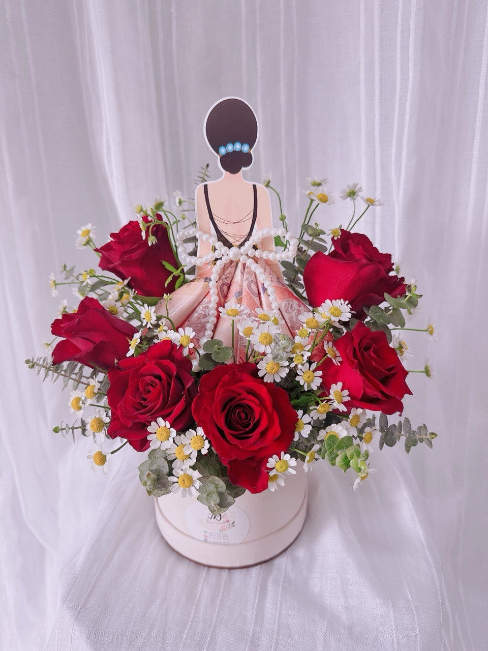 Lady in Red Money Bloom Box