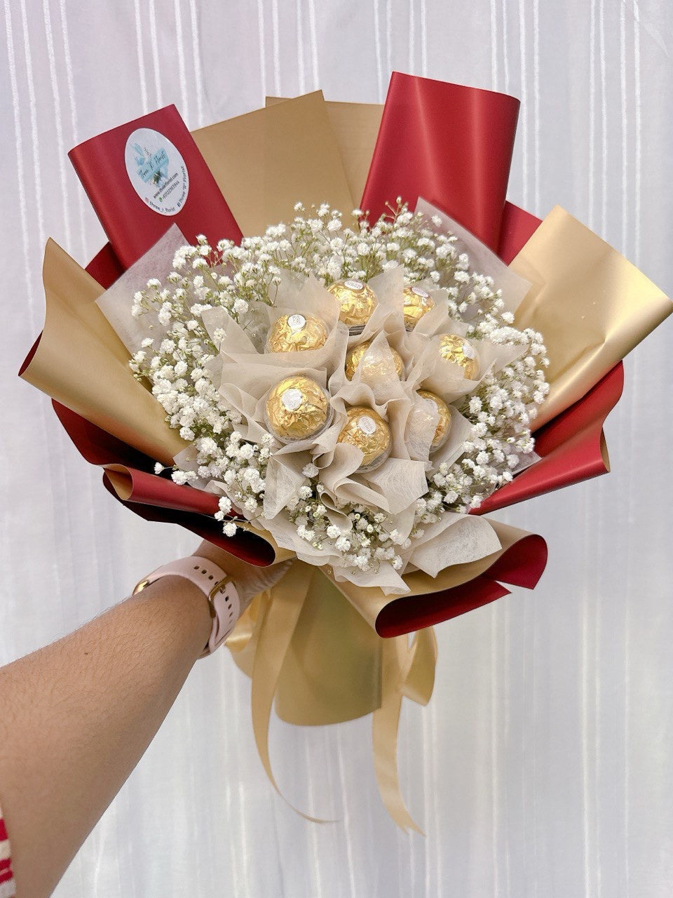 Golden Delight Chocolate Bouquet
