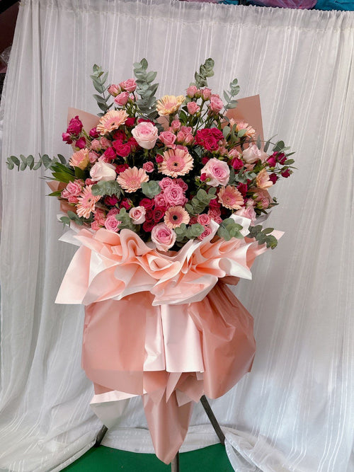 Blushing Bloom Grand Opening Stand