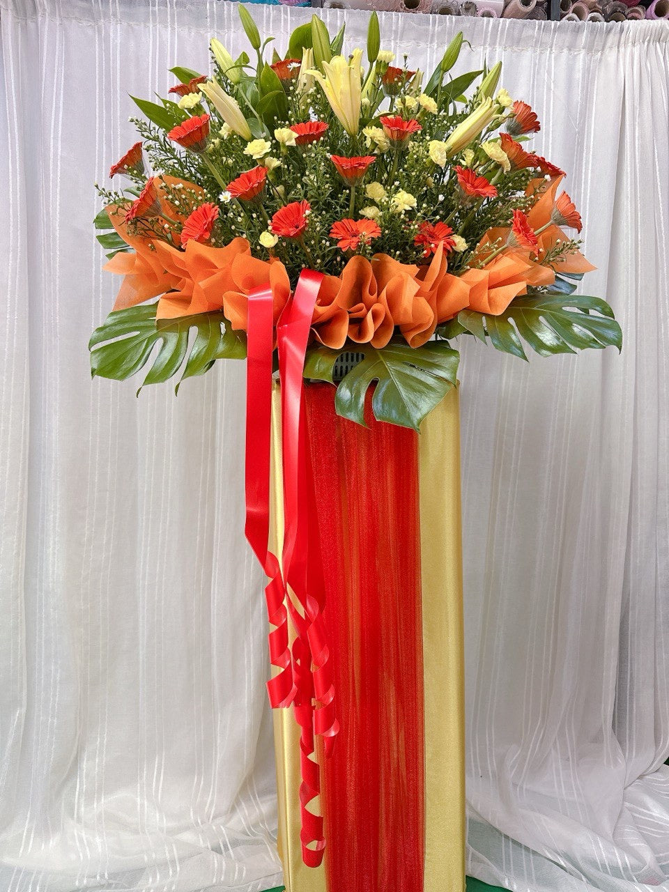 Radiant Success Grand Opening Stand(2pics)