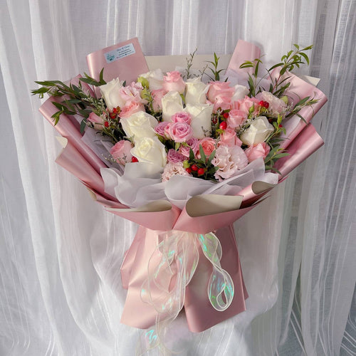 Blush & White Rose Harmony