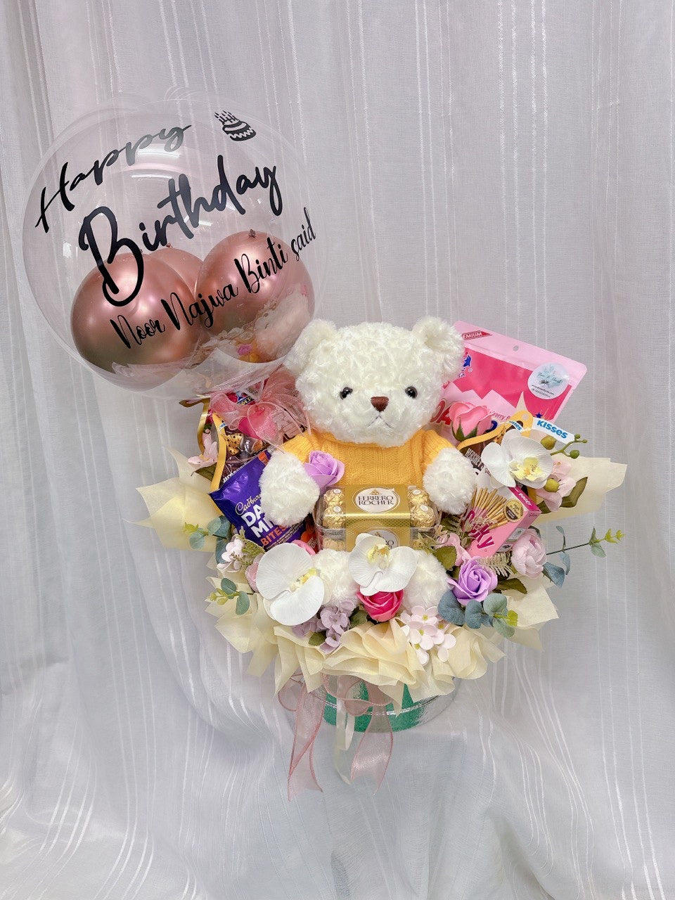 Sweet Teddy Birthday Balloon Basket