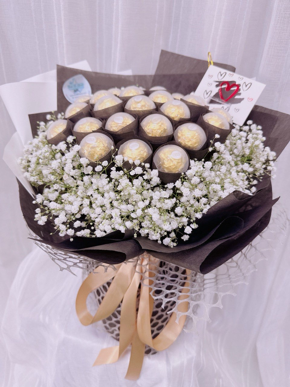 Golden Bliss Chocolate Bouquet