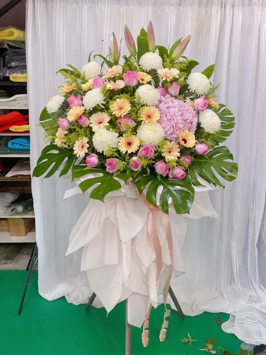 Gentle Grace Condolence Stand