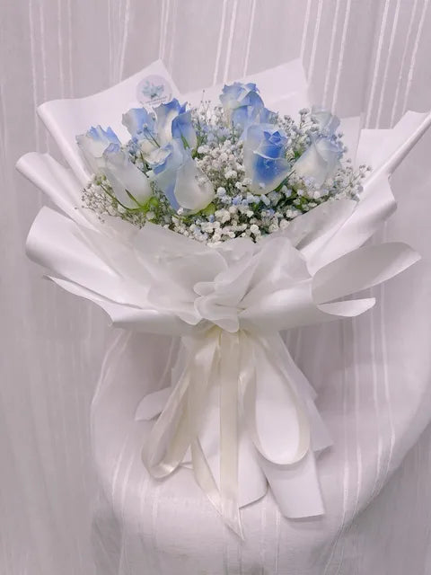 Heavenly Blue Rose Bouquet