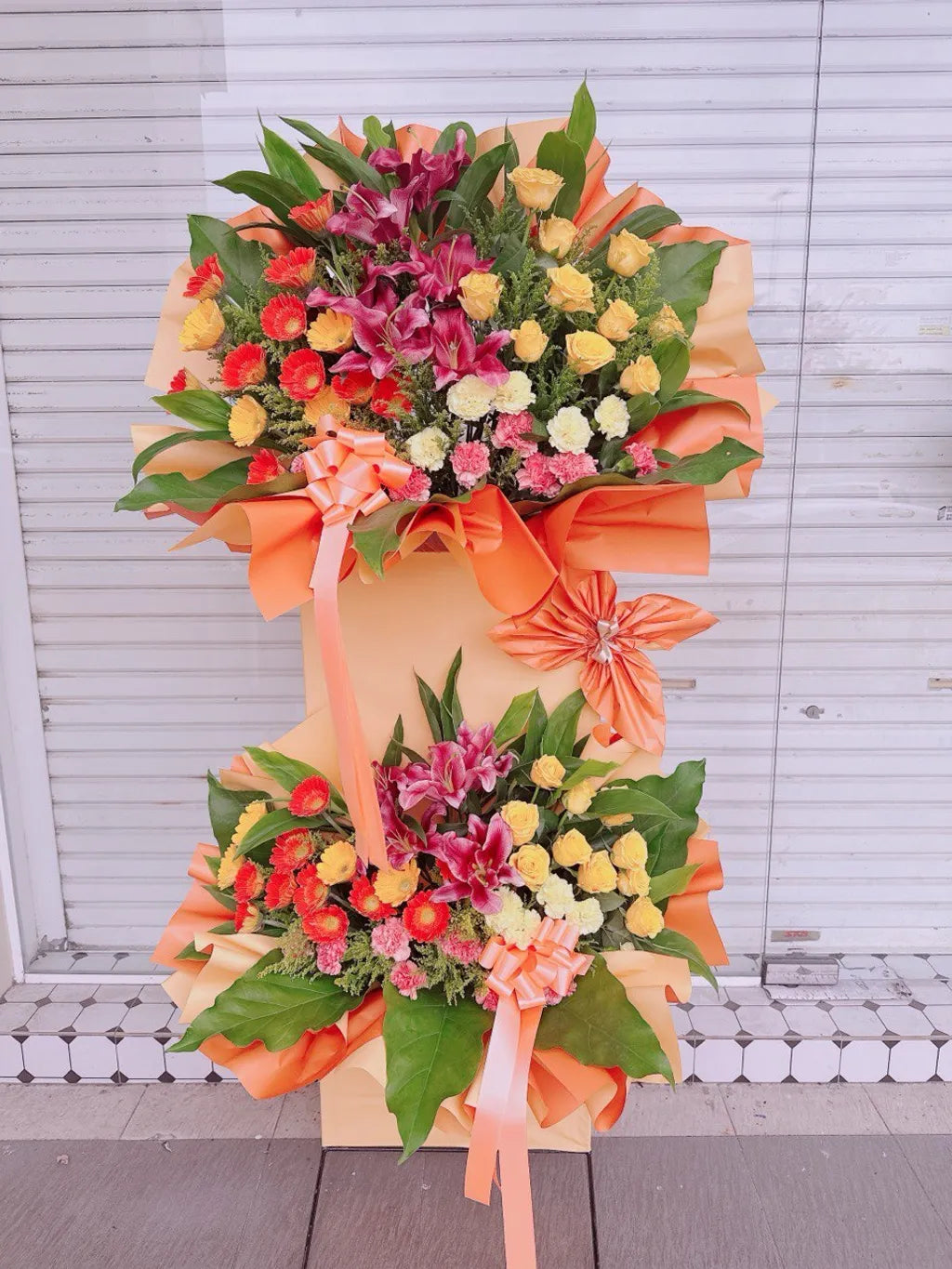 Sunset Grandeur Opening Stand