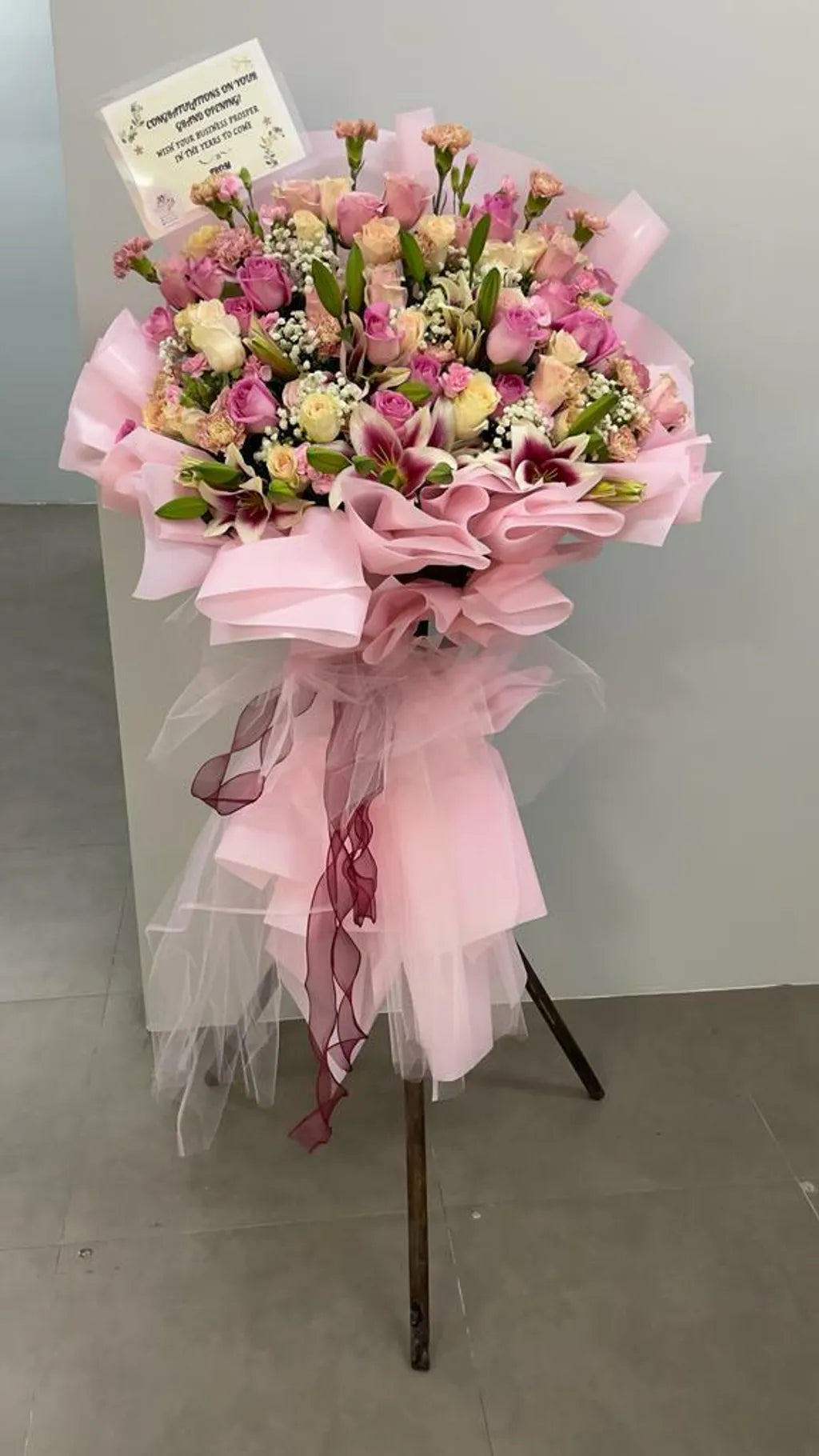 Blush Elegance Celebration Stand